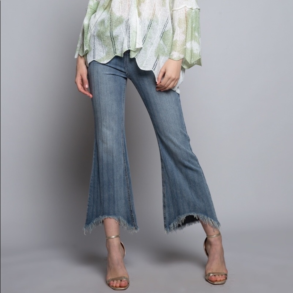 POL FRAYED CROP HI LO DISTRESSED JEANS